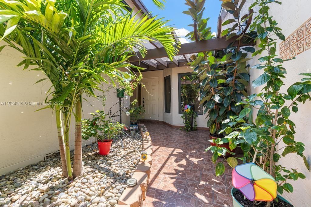 10091 SW 137th Pl, Miami, FL 33186 Photo