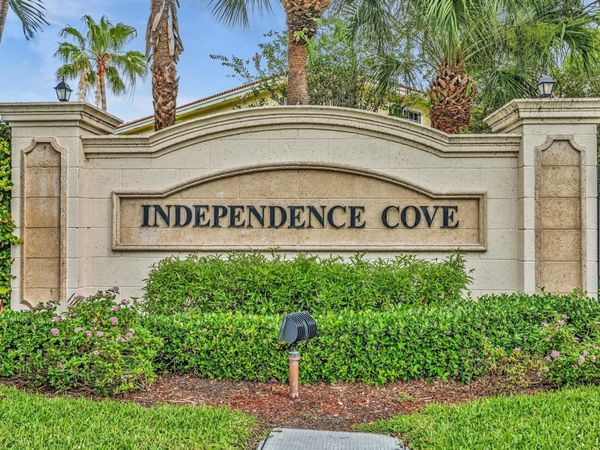 753 Imperial Lake Road, Unit 753, West Palm Beach, FL 33413