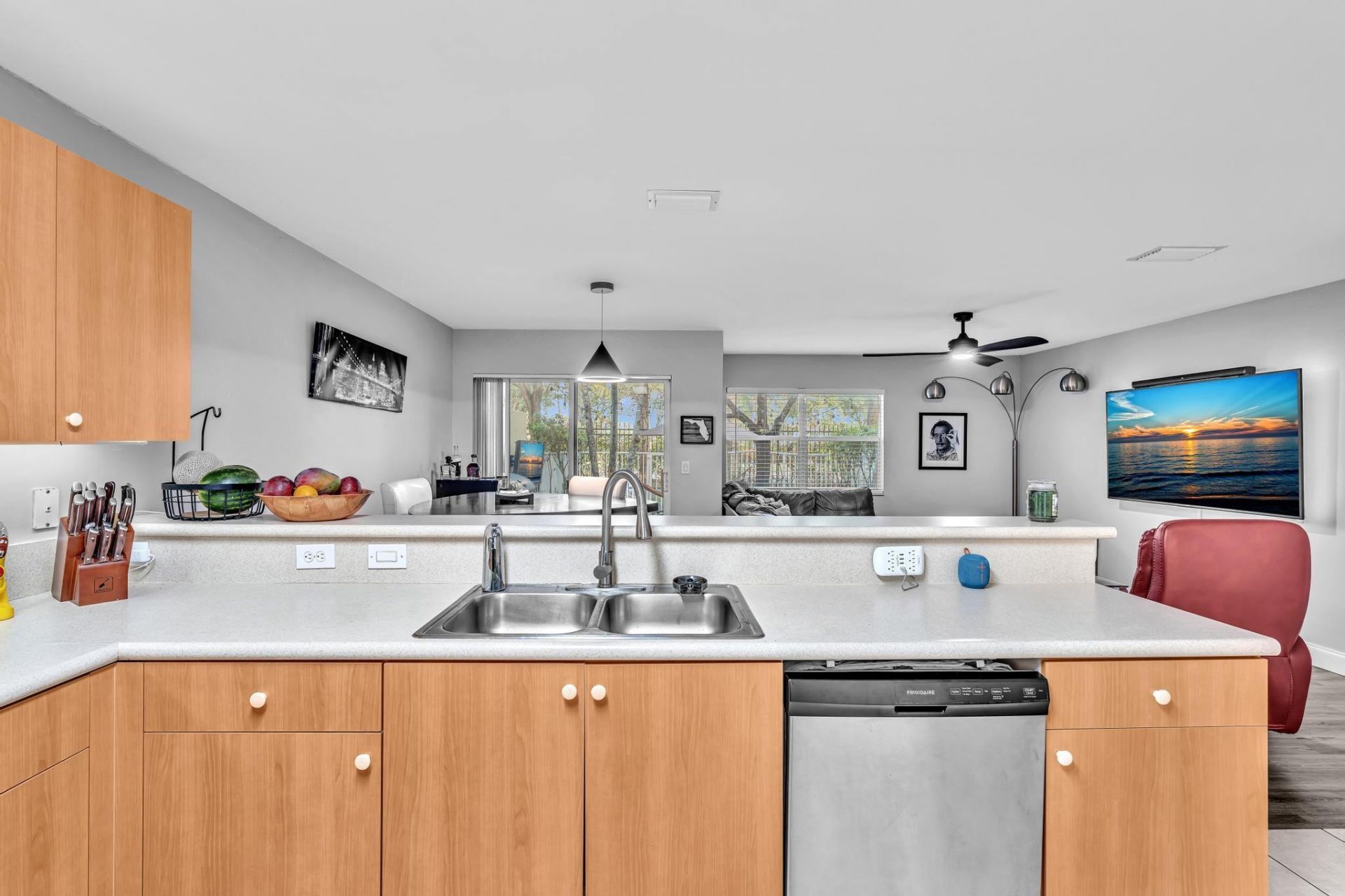 753 Imperial Lake Road, Unit 753, West Palm Beach, FL 33413 Photo