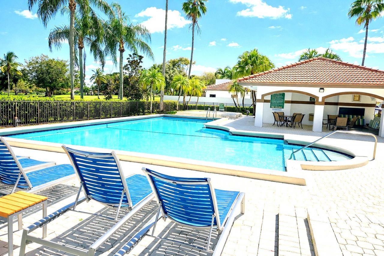 301 SW 158th Terrace, Unit 104, Pembroke Pines, FL 33027 Photo