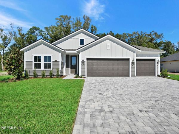 97003 MCGIRTS CREEK Loop, Yulee, FL 32097