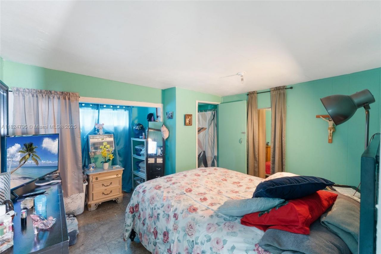 50 NW 34th Ter, Miami, FL 33127 Photo