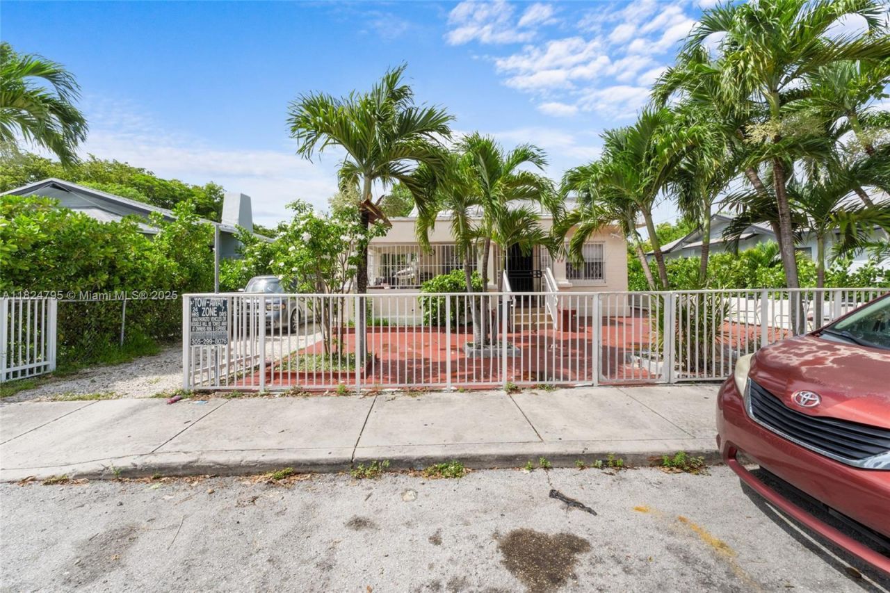 50 NW 34th Ter, Miami, FL 33127 Photo