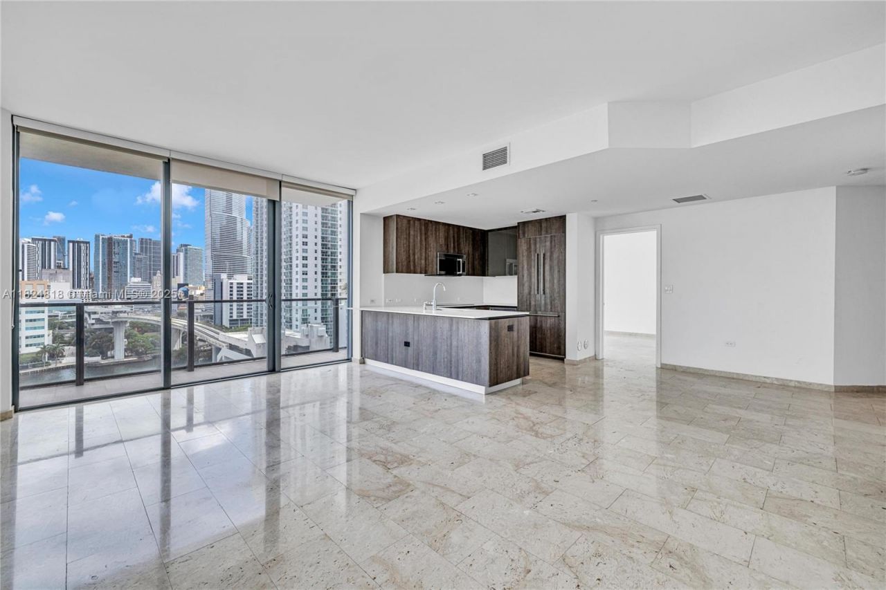 68 SE 6th St, Unit 712, Miami, FL 33131 Photo