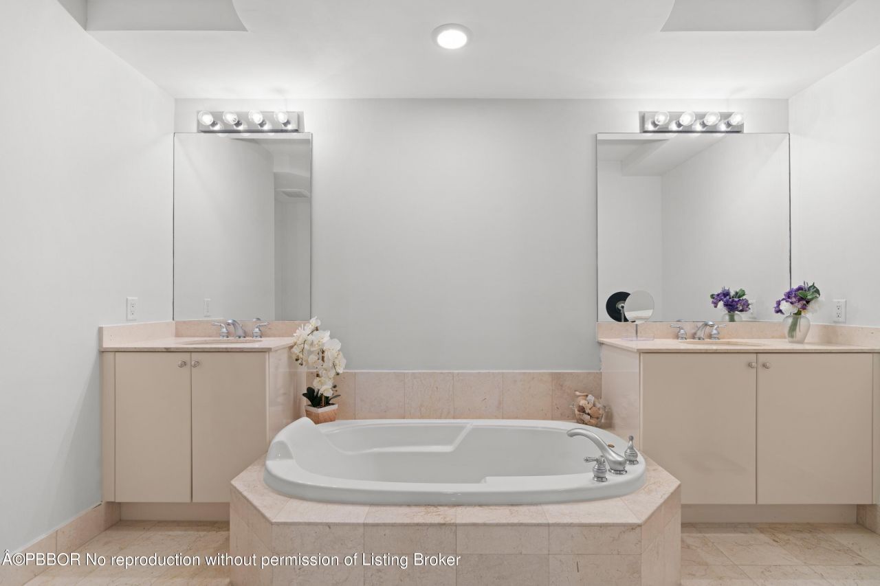 801 S Olive Avenue, Unit 1417, West Palm Beach, FL 33401 Photo