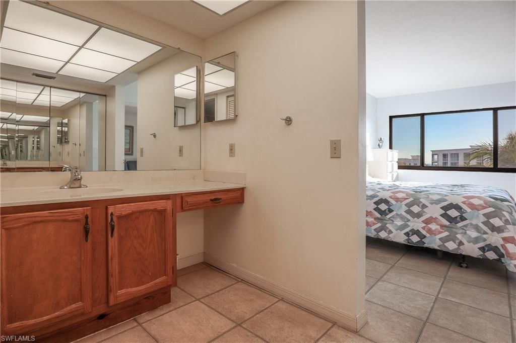 4265 Bay Beach Ln, Unit 524, Fort Myers Beach, FL 33931 Photo
