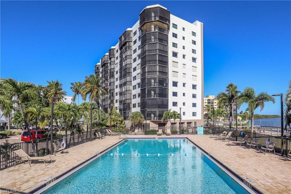 4265 Bay Beach Ln, Unit 524, Fort Myers Beach, FL 33931 Photo
