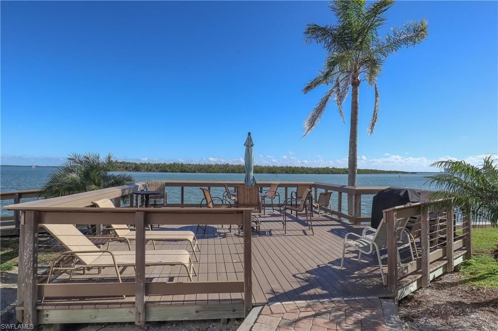 4265 Bay Beach Ln, Unit 524, Fort Myers Beach, FL 33931 Photo