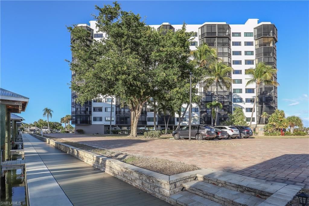 4265 Bay Beach Ln, Unit 524, Fort Myers Beach, FL 33931 Photo