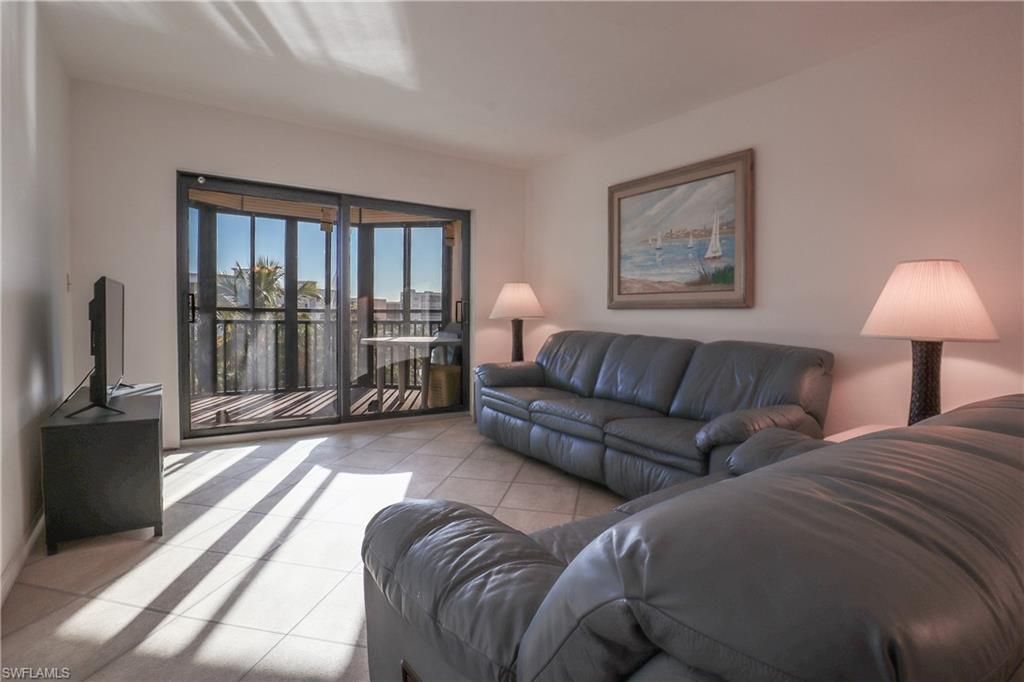 4265 Bay Beach Ln, Unit 524, Fort Myers Beach, FL 33931 Photo