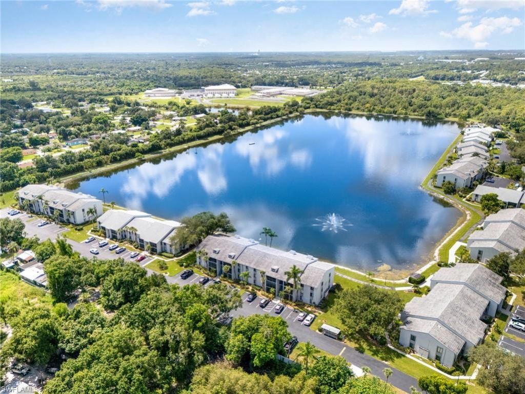 9950 Sailview Ct, Unit 12, Fort Myers, FL 33905 Photo
