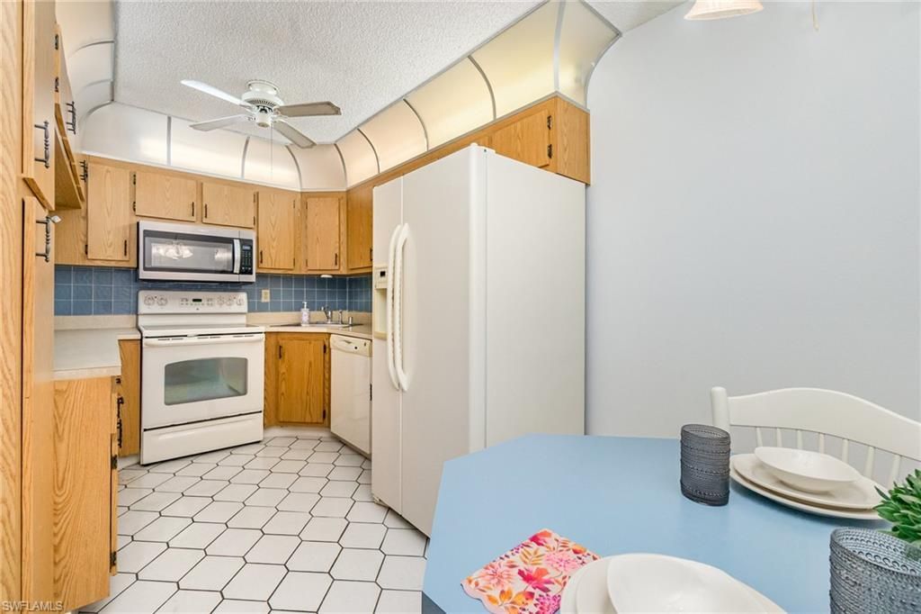 9950 Sailview Ct, Unit 12, Fort Myers, FL 33905 Photo