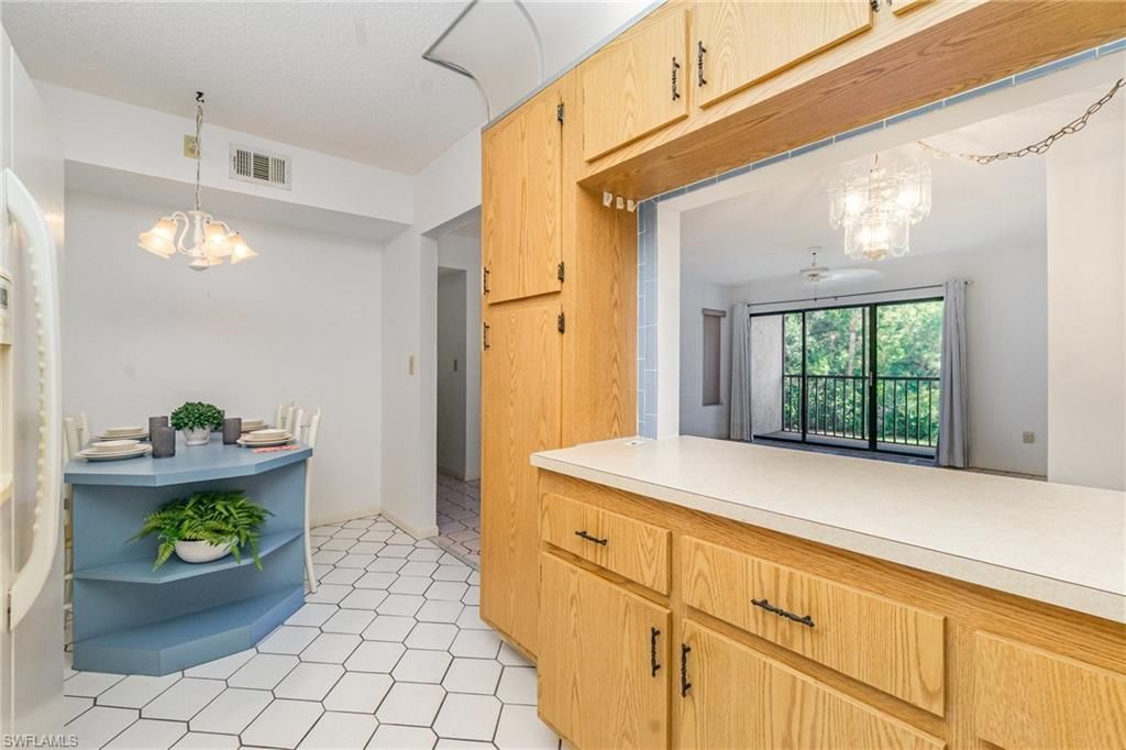9950 Sailview Ct, Unit 12, Fort Myers, FL 33905 Photo