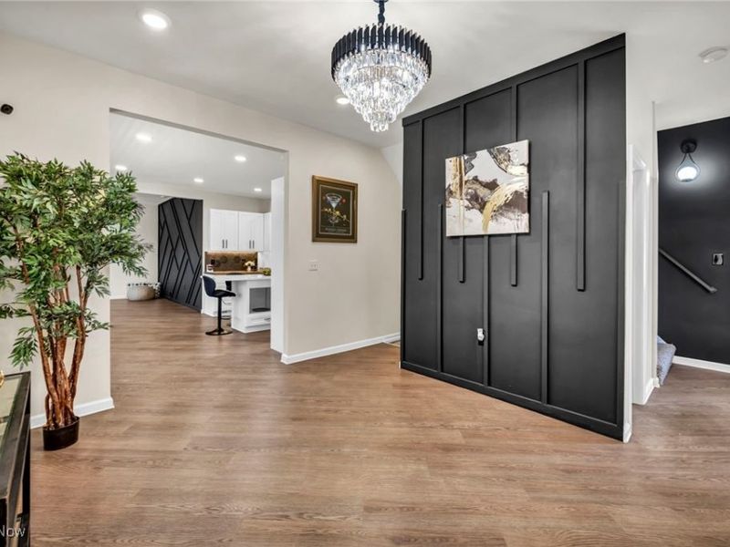 1423 Kenilworth Avenue, Cleveland, OH 44113 Photo 17