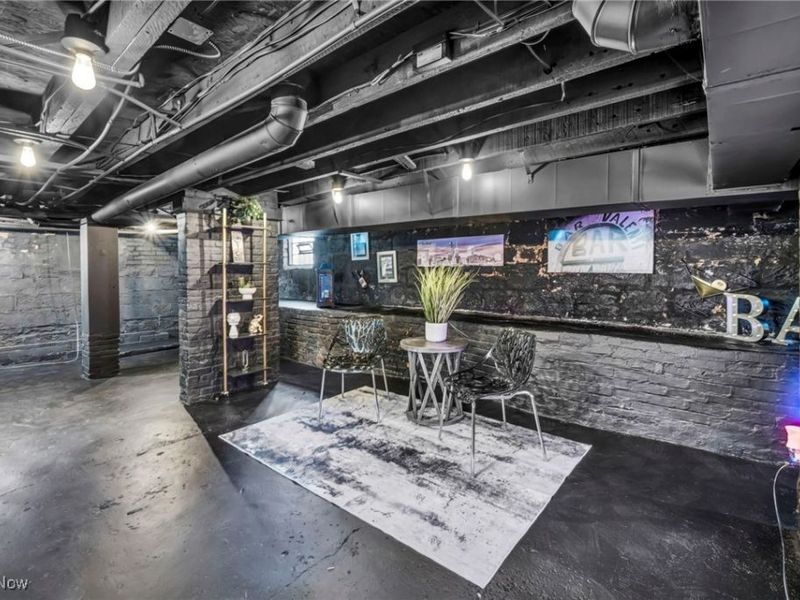 1423 Kenilworth Avenue, Cleveland, OH 44113 Photo 42