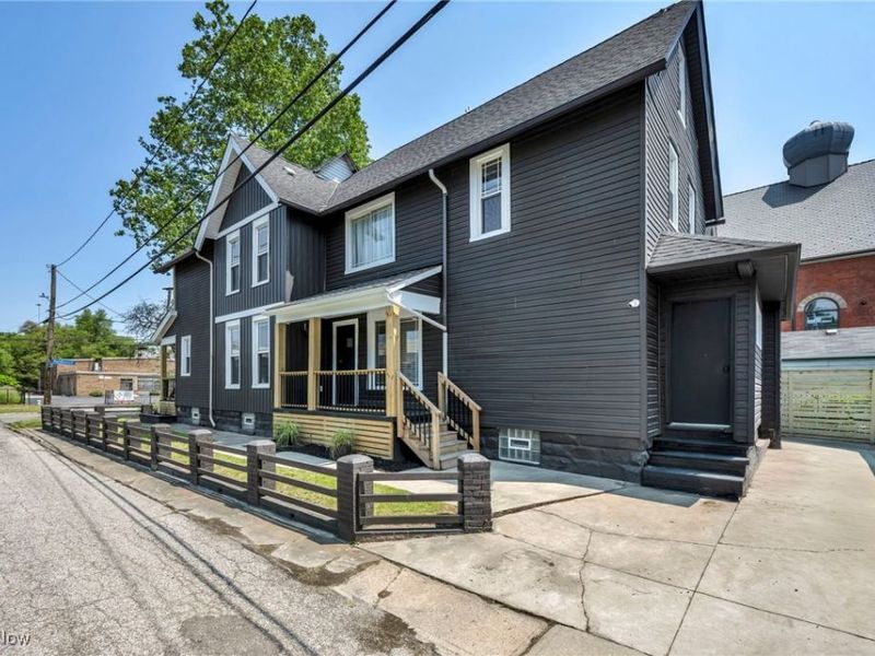 1423 Kenilworth Avenue, Cleveland, OH 44113 Photo 47