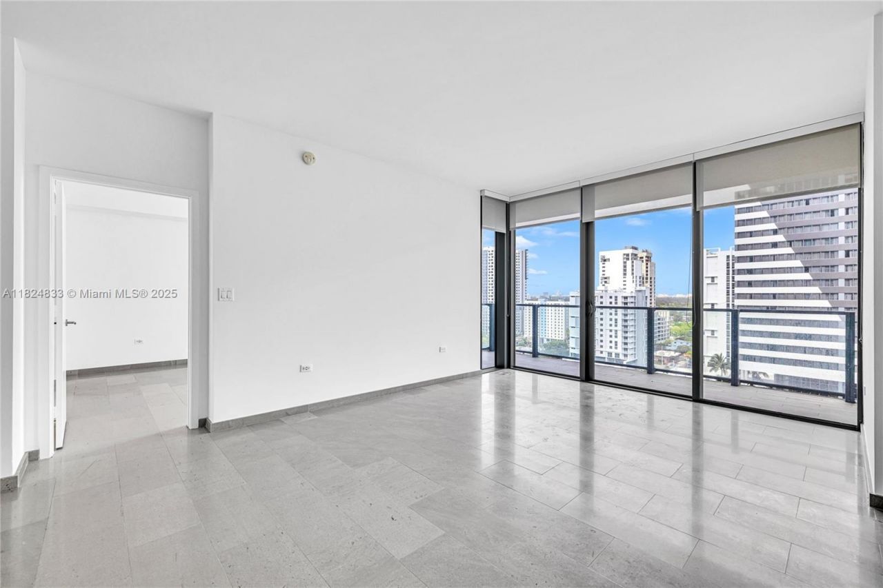 88 SW 7th St, Unit 1006, Miami, FL 33130 Photo