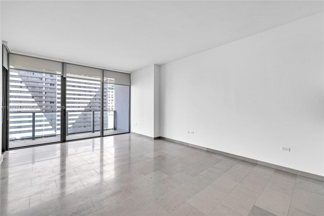 88 SW 7th St, Unit 1006, Miami, FL 33130 Photo