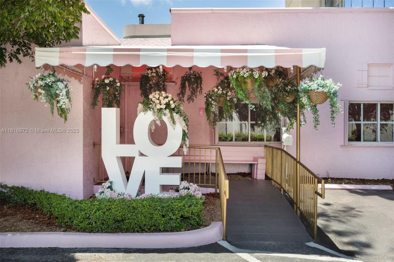 2345 SW 37th Ave, Miami, FL 33145 Photo