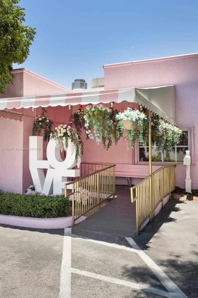 2345 SW 37th Ave, Miami, FL 33145 Photo