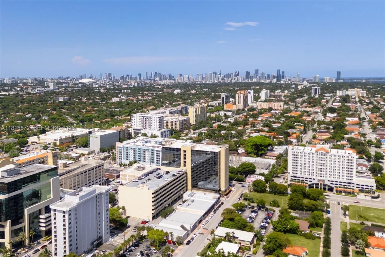 2345 SW 37th Ave, Miami, FL 33145 Photo