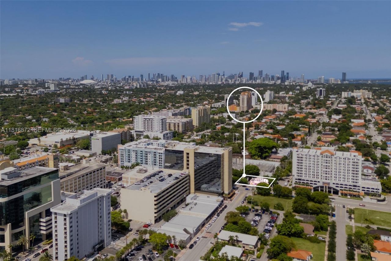 2345 SW 37th Ave, Miami, FL 33145 Photo