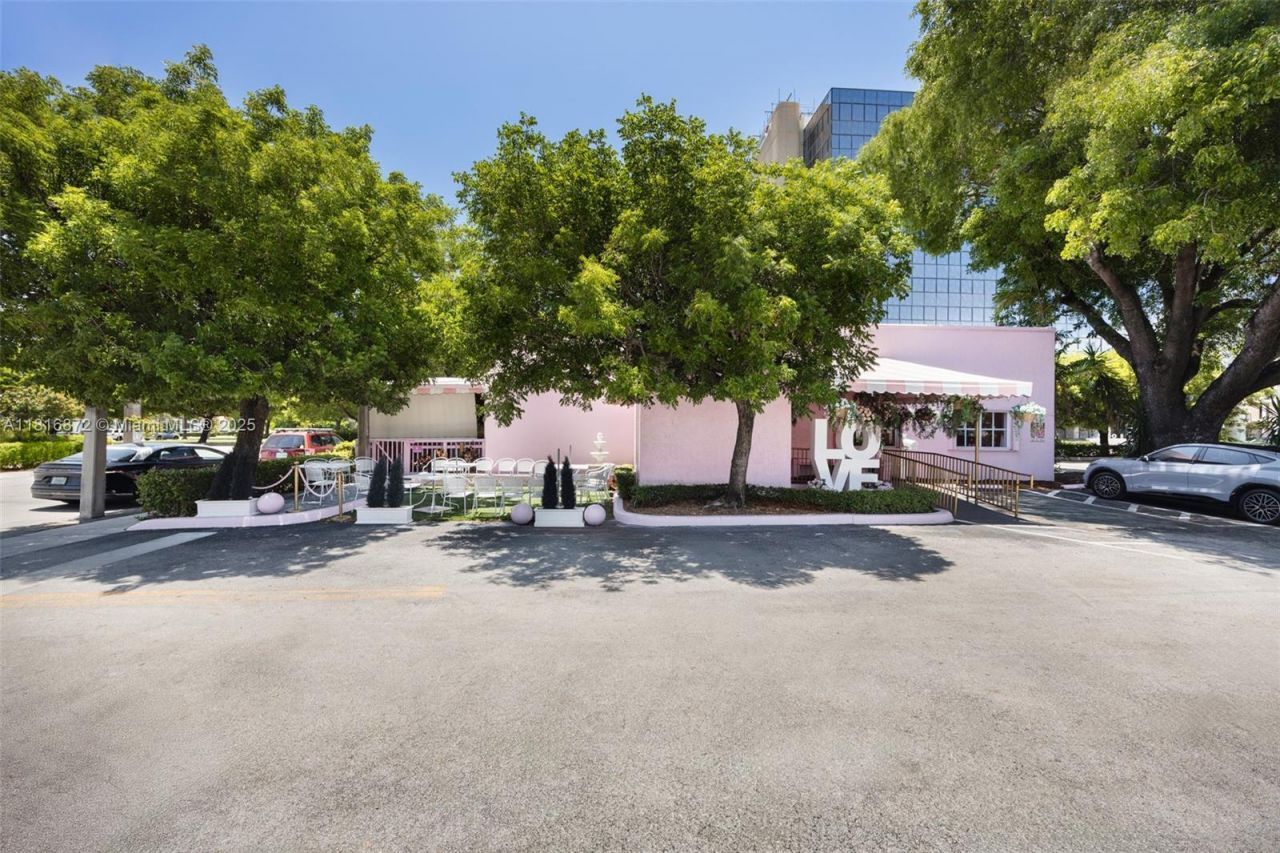 2345 SW 37th Ave, Miami, FL 33145 Photo