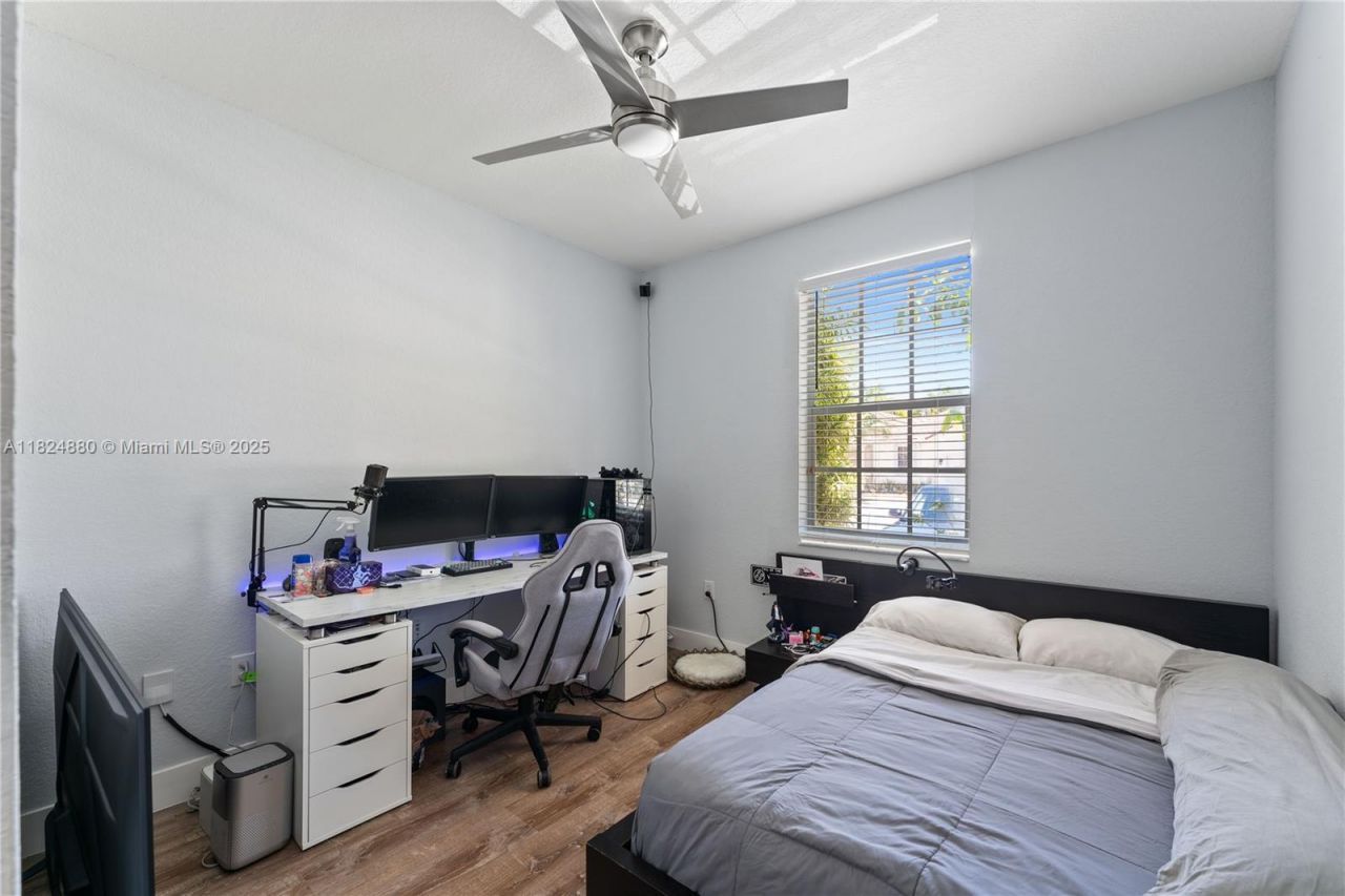 18739 SW 28th St, Miramar, FL 33029 Photo