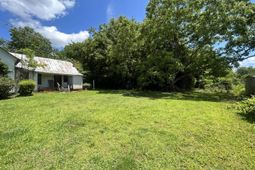 110 Peak Street photo 4