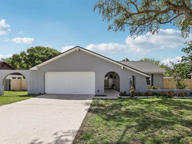 1009 BLACK KNIGHT DRIVE, VALRICO, FL 33594