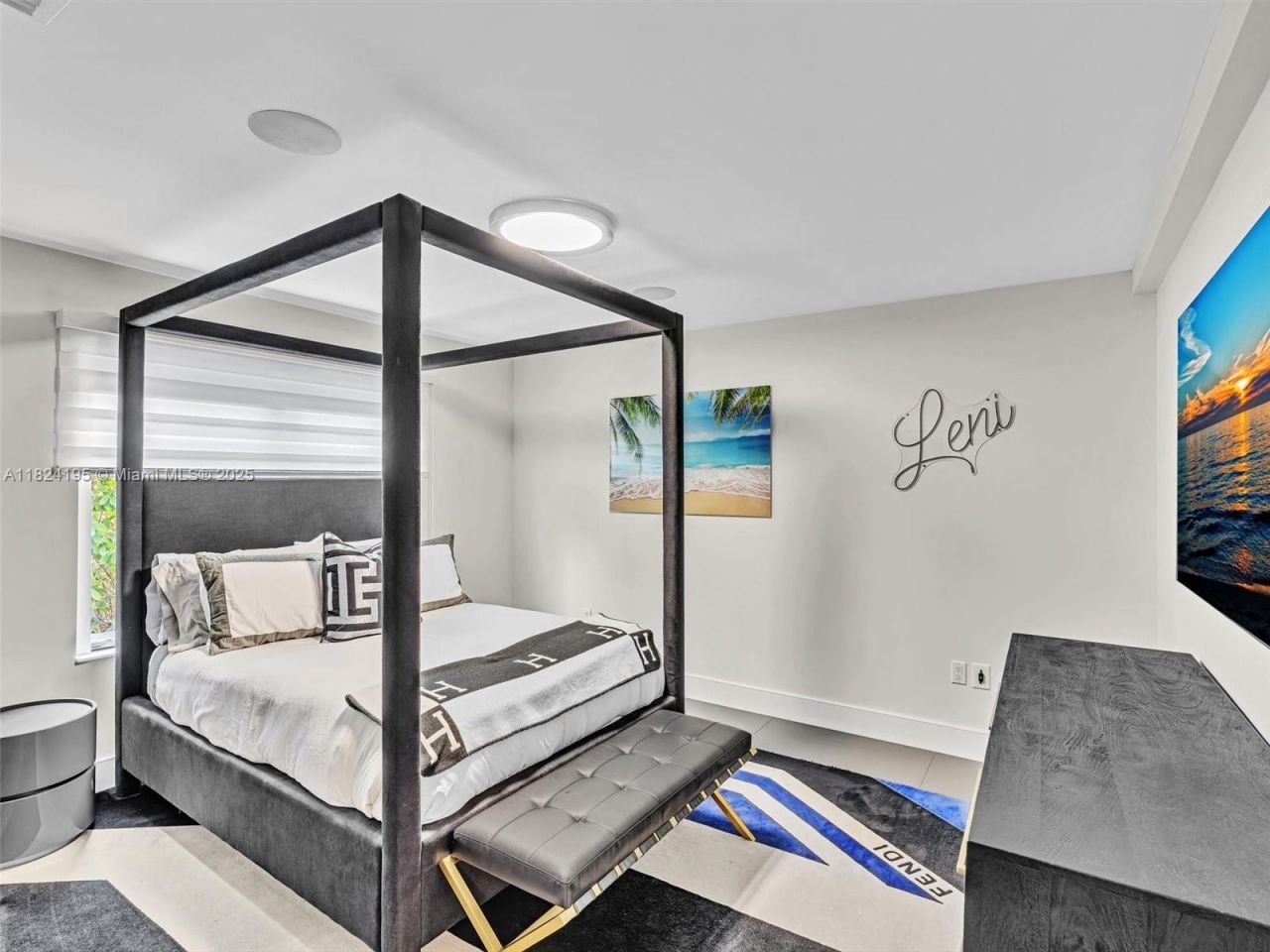 307 Holiday Dr, Hallandale Beach, FL 33009 Photo