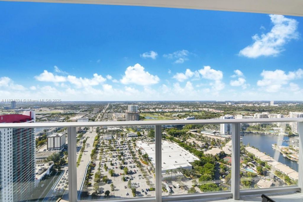 4010 S Ocean Dr, Unit T3708, Hollywood, FL 33019 Photo