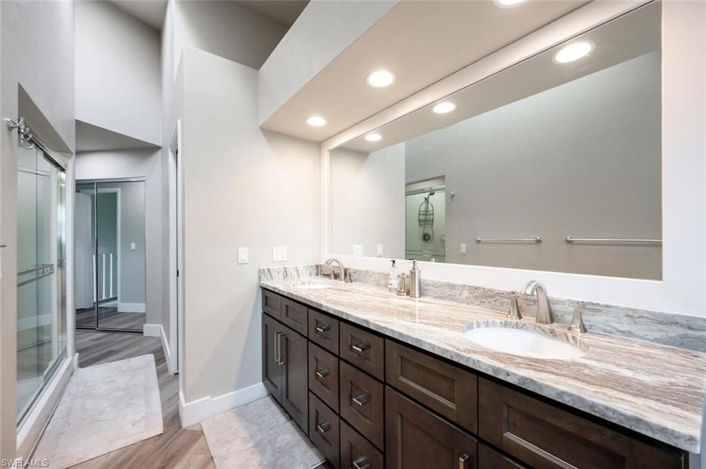 27113 Oakwood Lake Dr, Bonita Springs, FL 34134 Photo