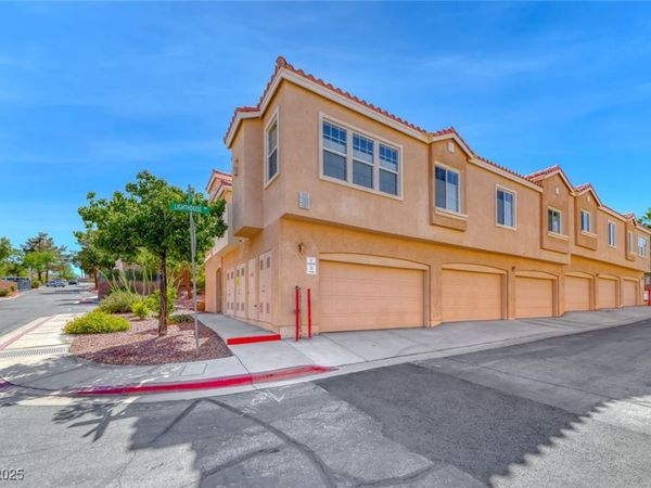 105 Lighthouse Drive, Unit 105, Boulder City, NV 89005