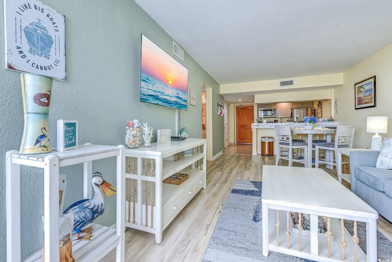 9550 Shore Dr. Photo 10