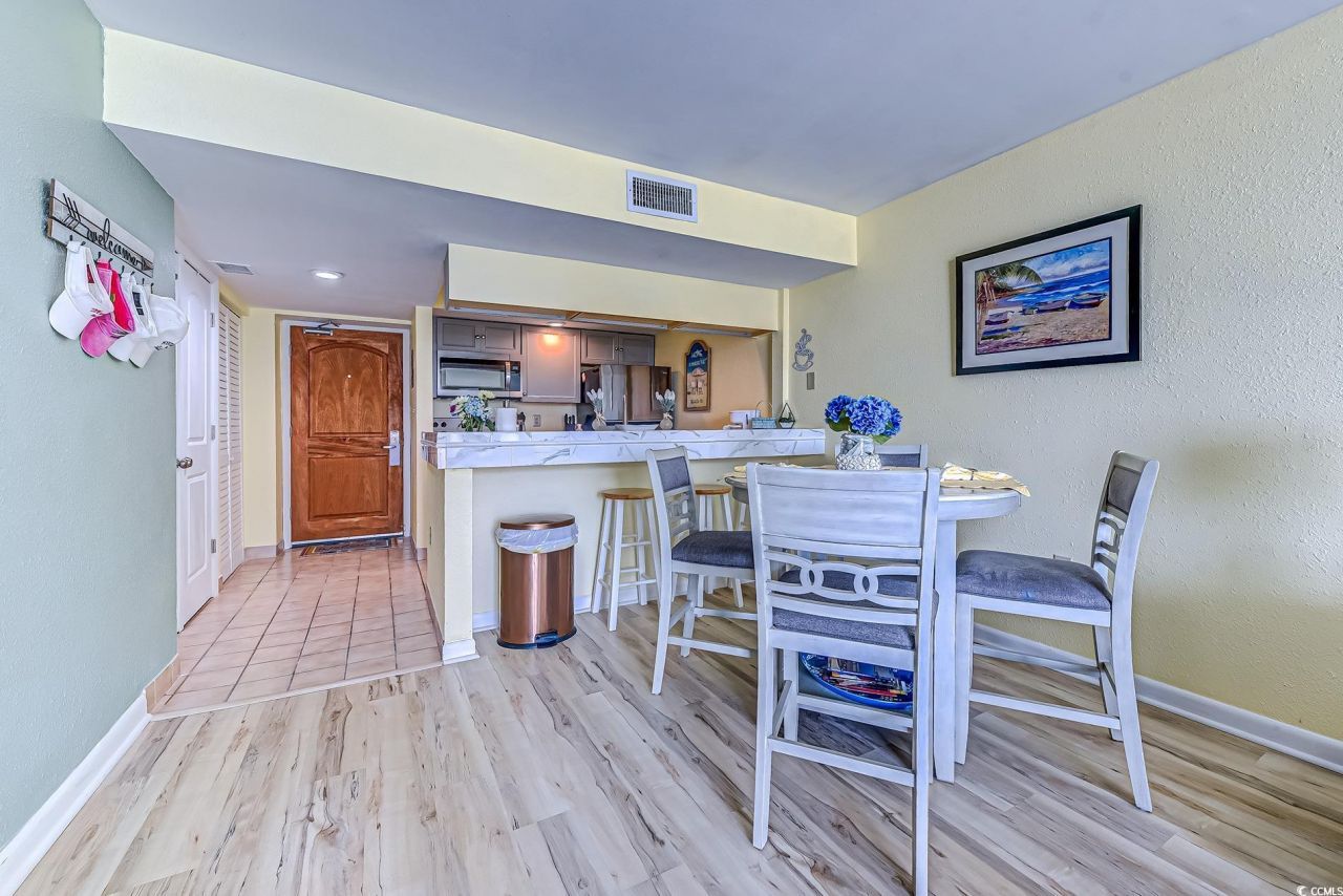 9550 Shore Dr. Photo 11