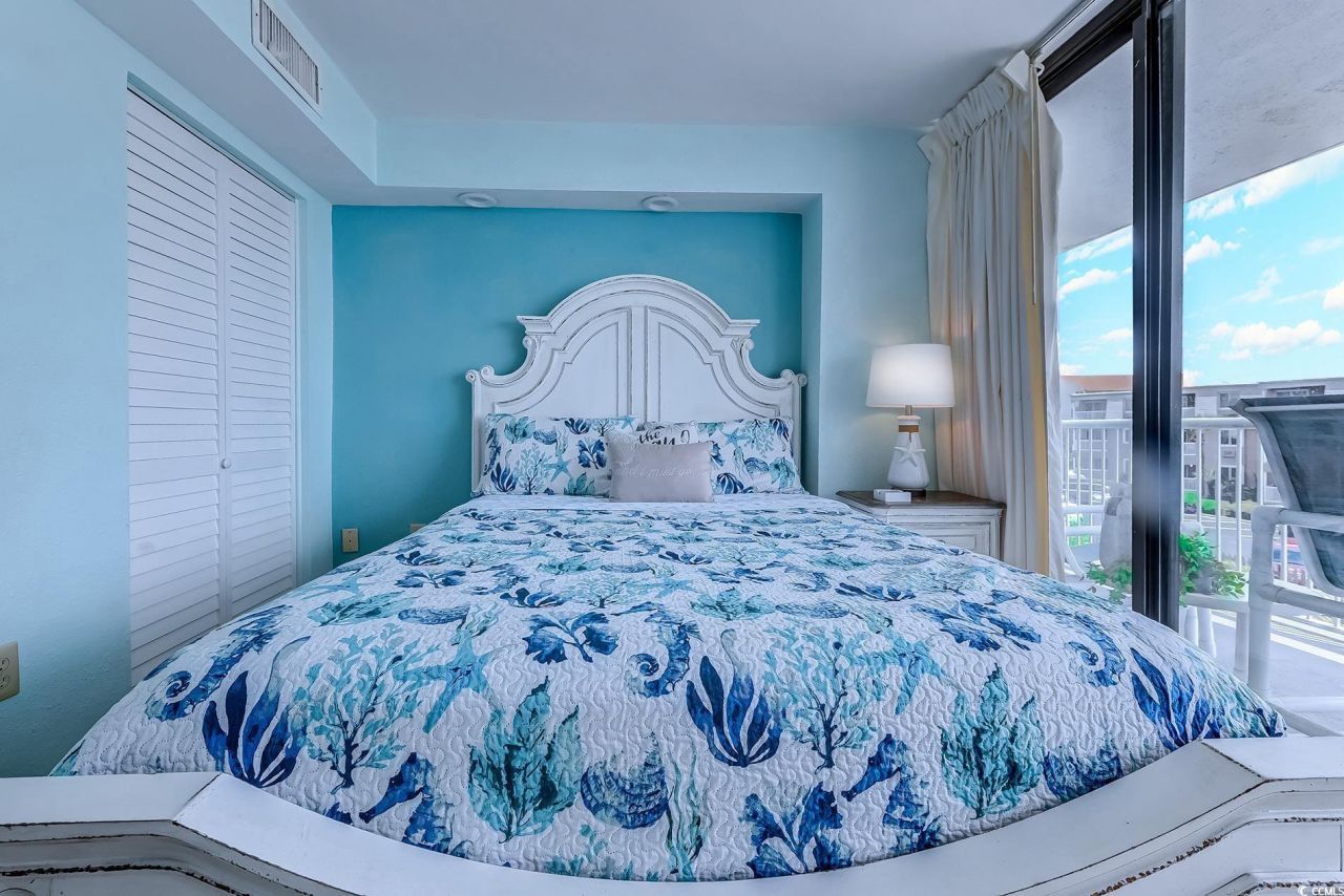 9550 Shore Dr. Photo 20