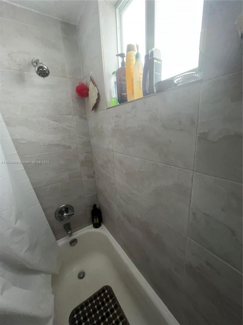 37 NW 19th Ave, Miami, FL 33125 Photo