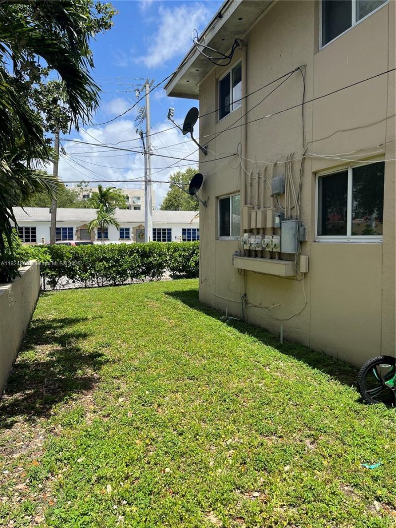 37 NW 19th Ave, Miami, FL 33125 Photo