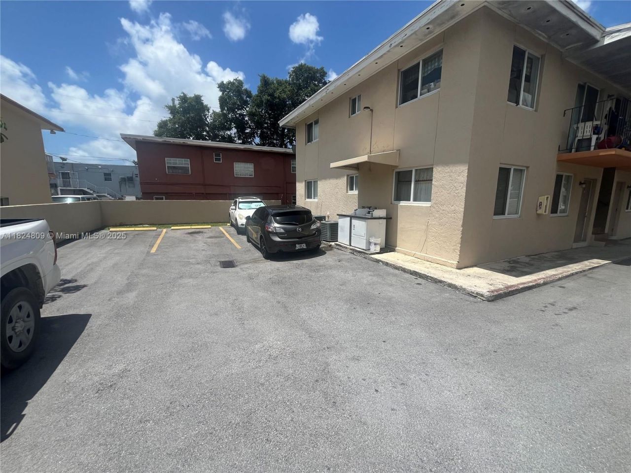 37 NW 19th Ave, Miami, FL 33125 Photo