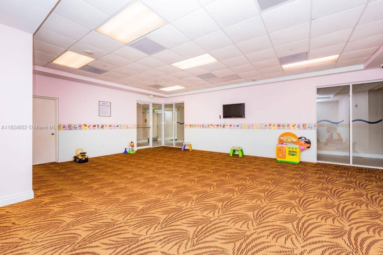 801 Brickell Key Blvd, Unit 807, Miami, FL 33131 Photo