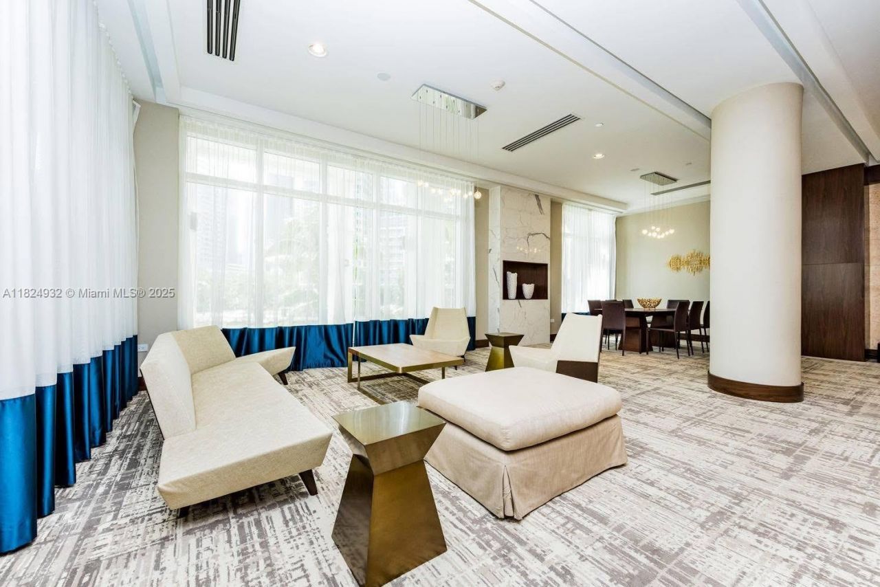 801 Brickell Key Blvd, Unit 807, Miami, FL 33131 Photo