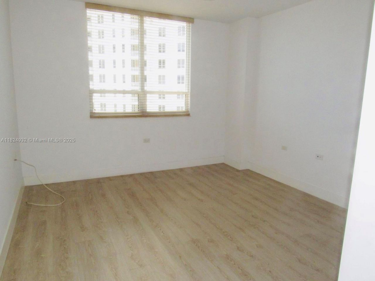 801 Brickell Key Blvd, Unit 807, Miami, FL 33131 Photo
