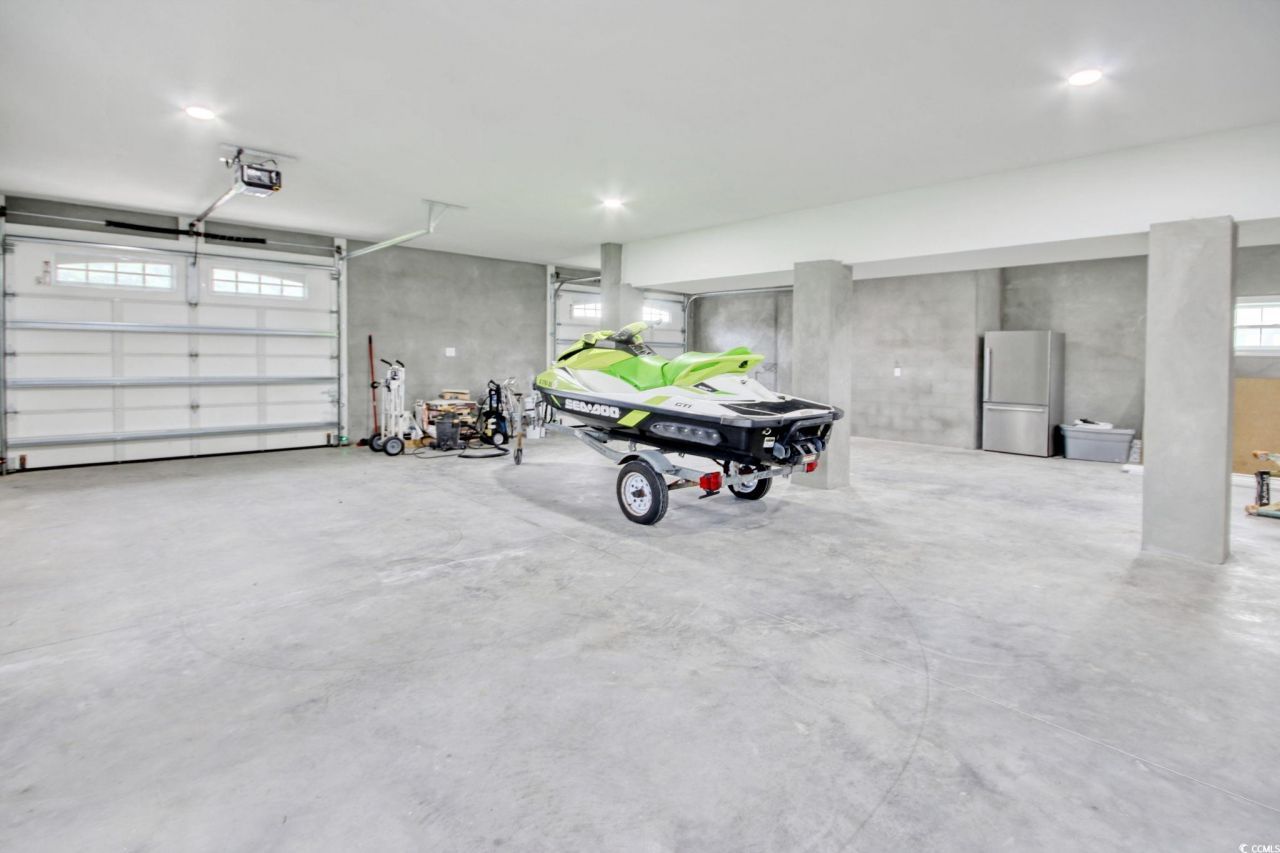 125 Oak Bay Dr. Photo 39