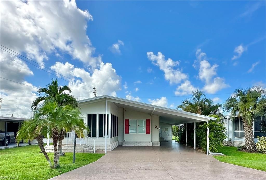 5121 Fiddleleaf Dr, Fort Myers, FL 33905 Photo