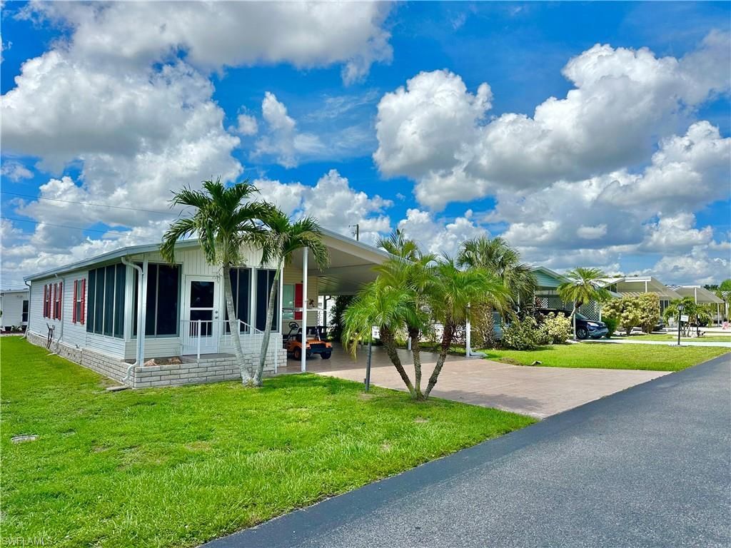 5121 Fiddleleaf Dr, Fort Myers, FL 33905 Photo