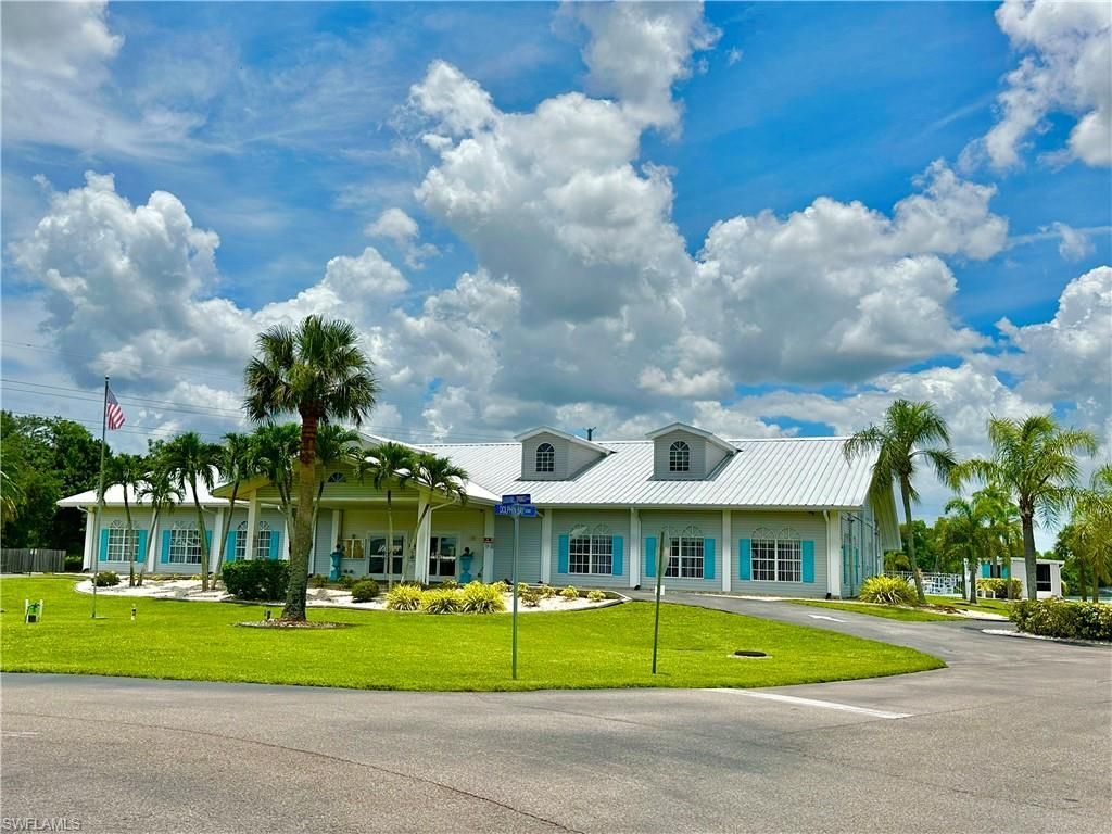 5121 Fiddleleaf Dr, Fort Myers, FL 33905 Photo