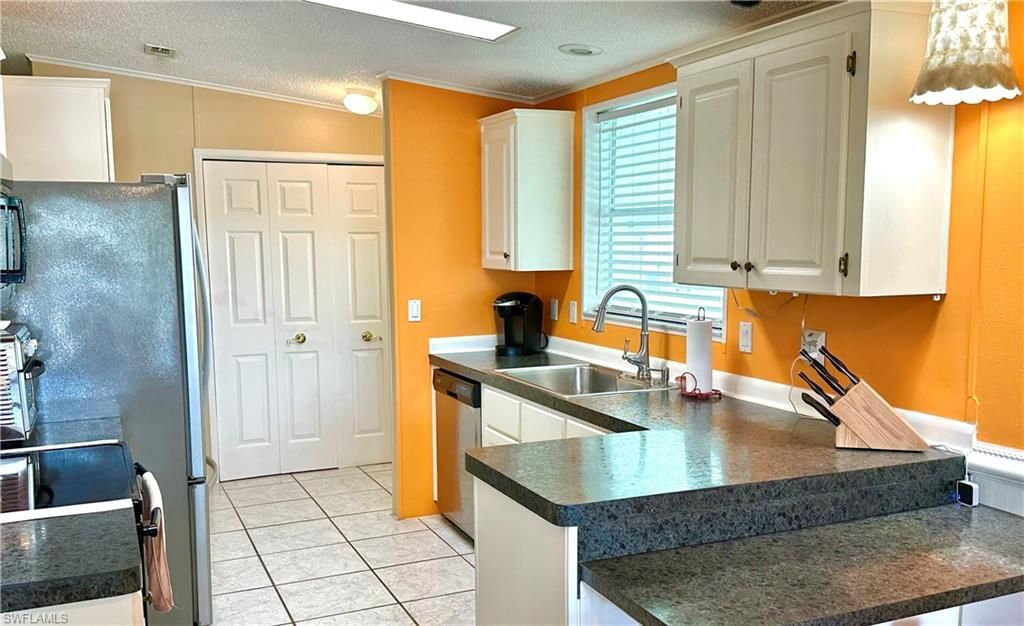 5121 Fiddleleaf Dr, Fort Myers, FL 33905 Photo