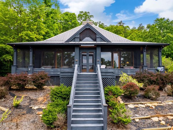 1139 Reagan Valley Rd, Tellico Plains, TN 37385