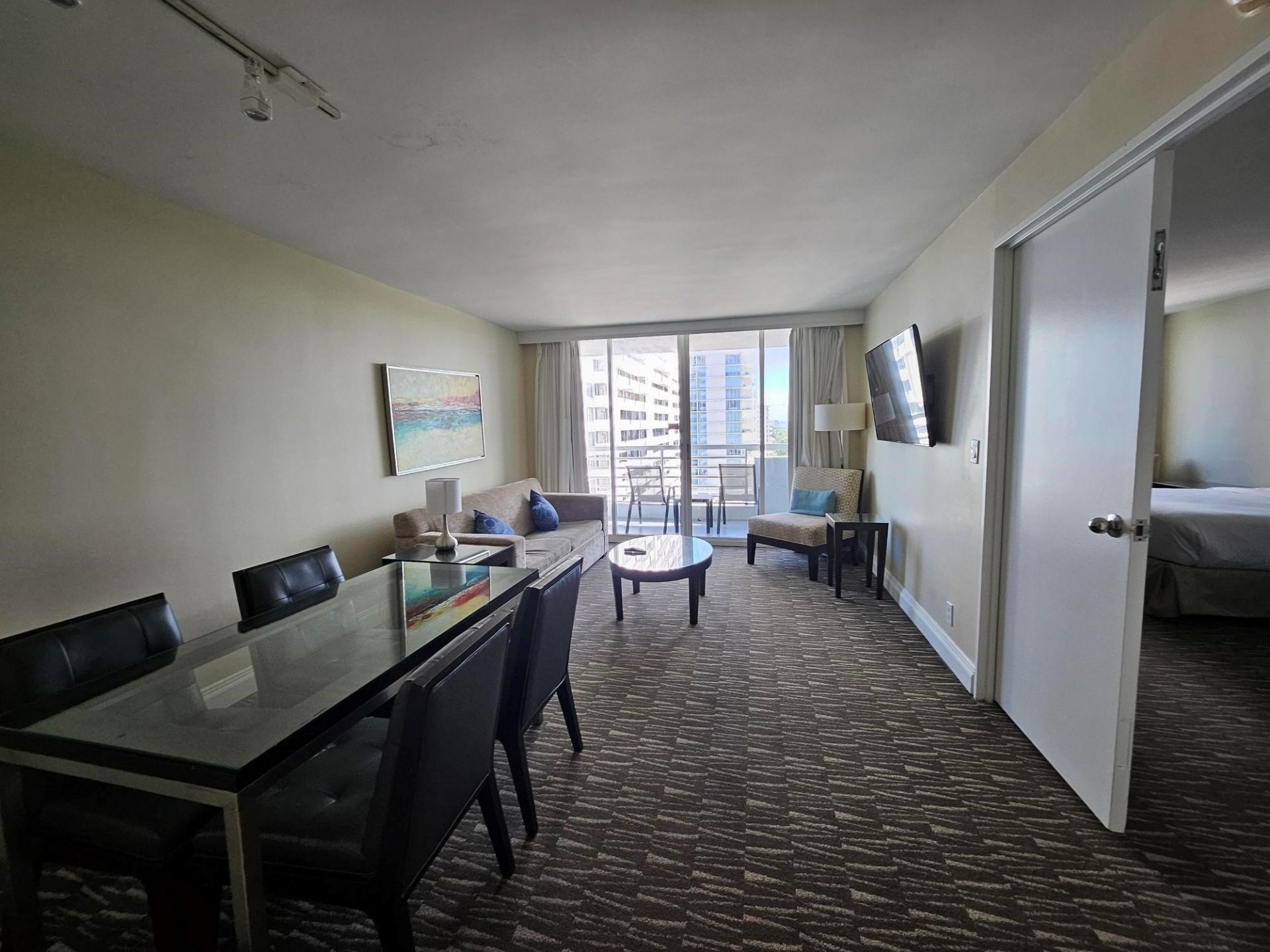 2670 E Sunrise Boulevard, Unit 1105, Fort Lauderdale, FL 33304 Photo
